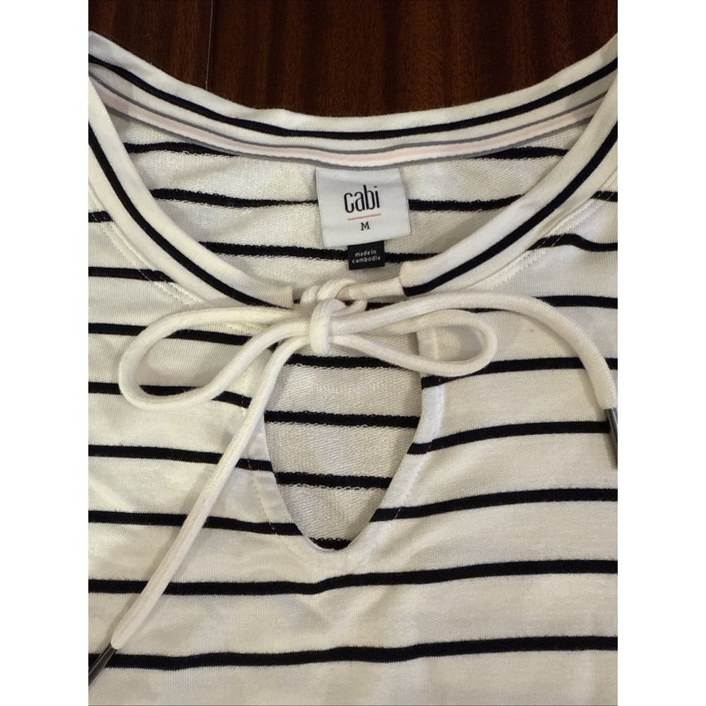 $145 CAbi Long Sleeve Pullover Knit Top. Medium Striped Oversized Tie Neck SOFT! - Picture 1 of 10